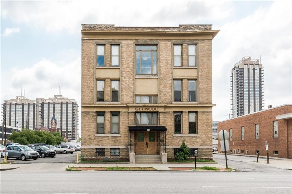 627 N Pennsylvania St, Indianapolis, IN 46204 Condo for Rent in
