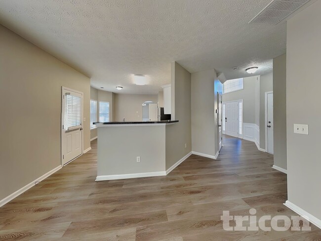 Building Photo - 11906 Fairway Overlook