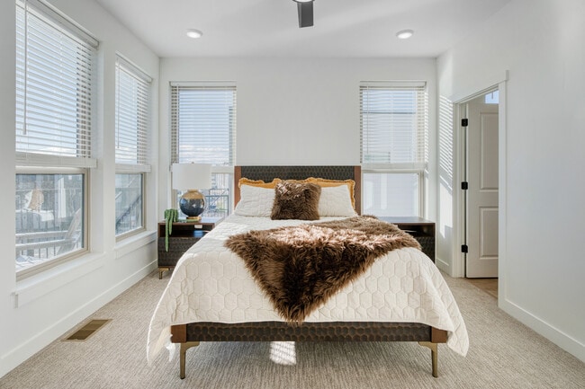 Foto del edificio - The Amber Townhomes 1