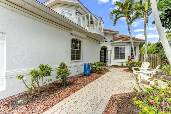 Foto del edificio - 10262 Vanderbilt Dr