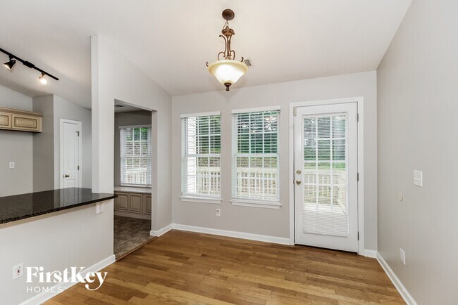 Building Photo - 8025 Ivyshaw Dr