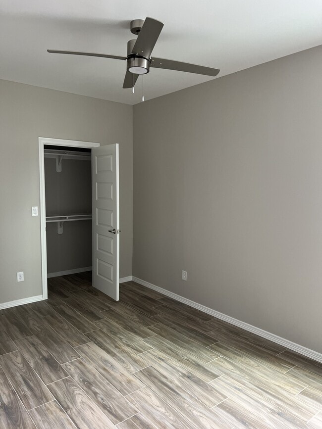 Foto del edificio - 84 E La Vista Ave