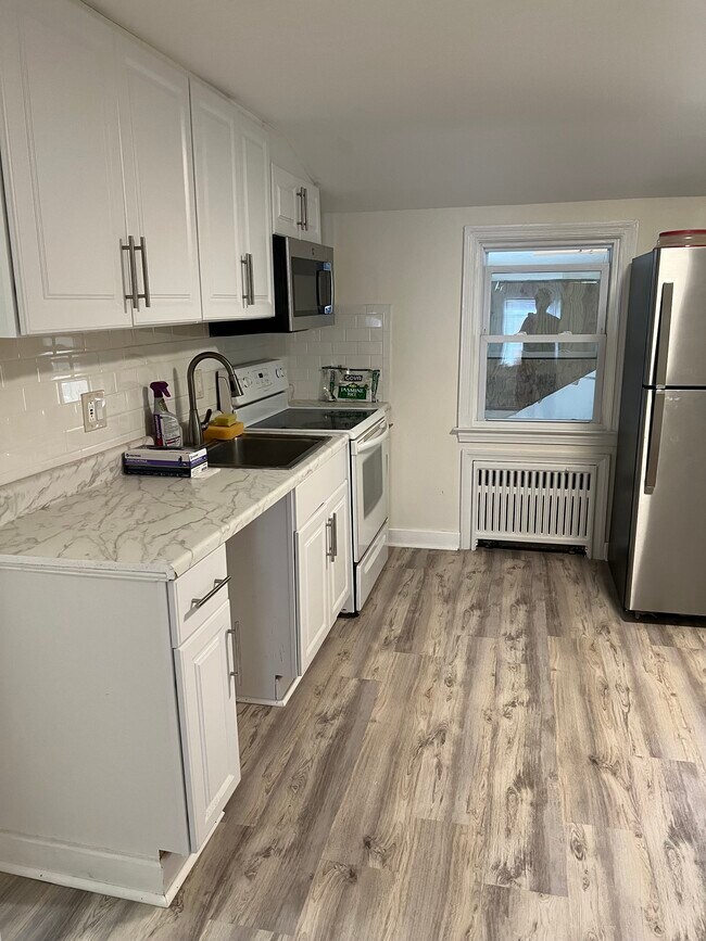 Building Photo - 167 Belltown Rd