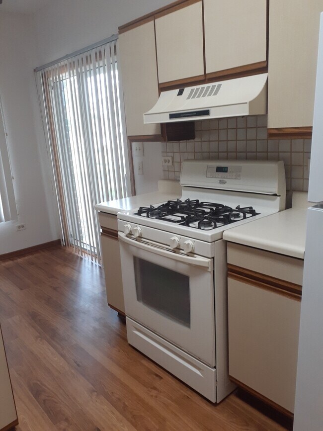 Foto del edificio - 1725 Chesapeake Ln