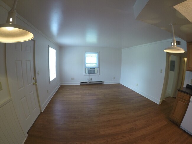 Foto del edificio - 3001 Kossuth St