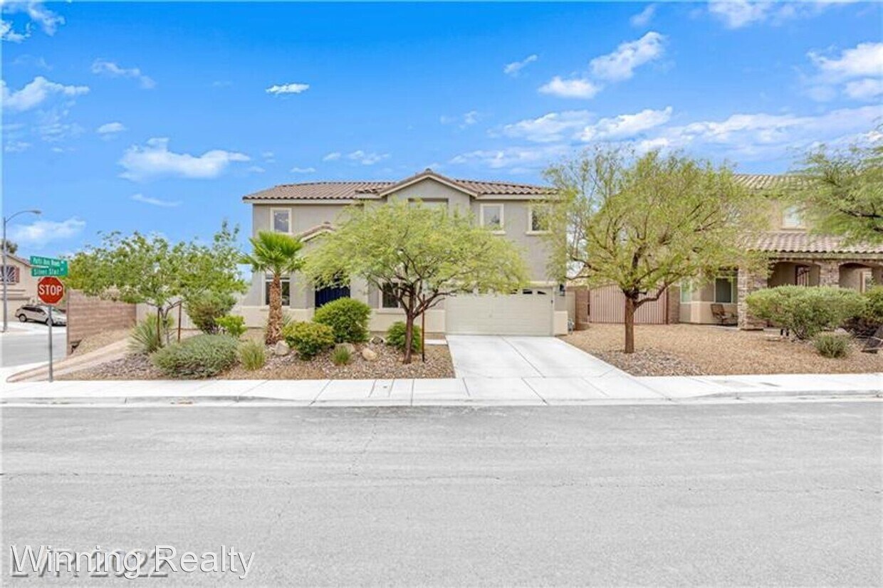 Primary Photo - 5 br, 3 bath House - 1048 Silver Star St