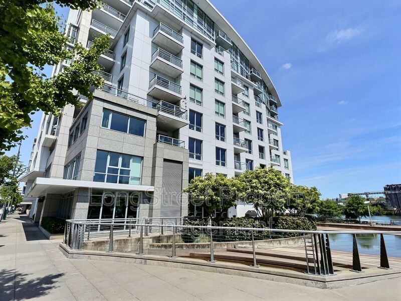 1260 NW Naito Pkwy Unit 212, Portland, OR 97209 Condo for Rent in Portland, OR
