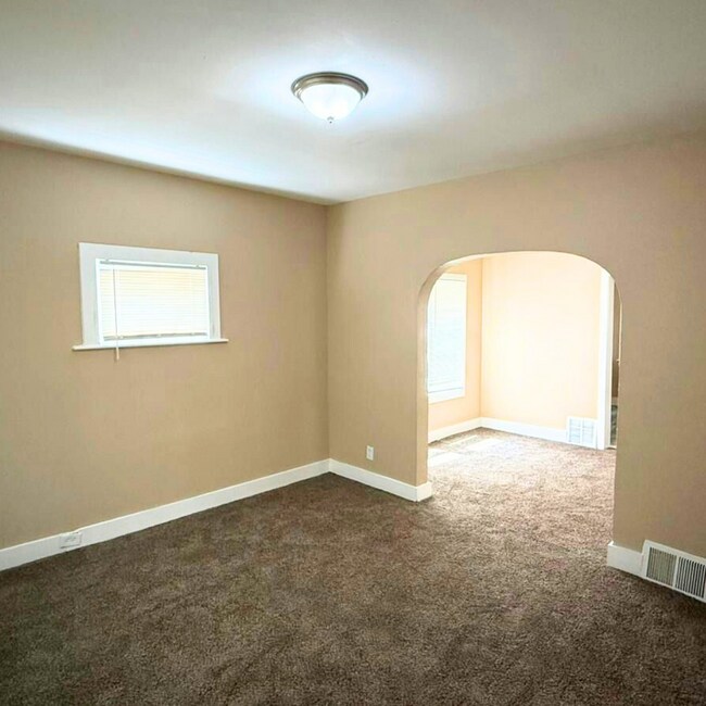 Foto del edificio - 2462 S Liddesdale St