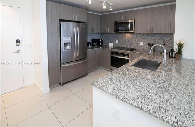 Foto del edificio - 5350 NW 84th Ave
