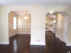 Primary Photo - 2909 Victoria Ave