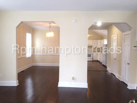 Foto principal - 2909 Victoria Ave