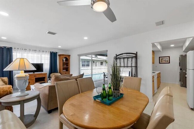 Foto del edificio - 2270 SE 5th St