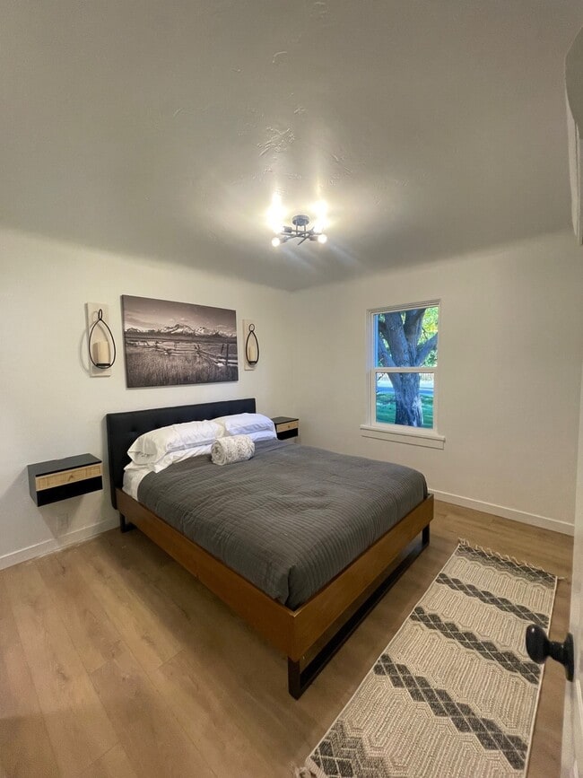 Building Photo - Catalpa Residences