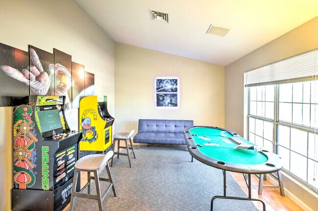 Foto del edificio - 4401 E Stanford Ave