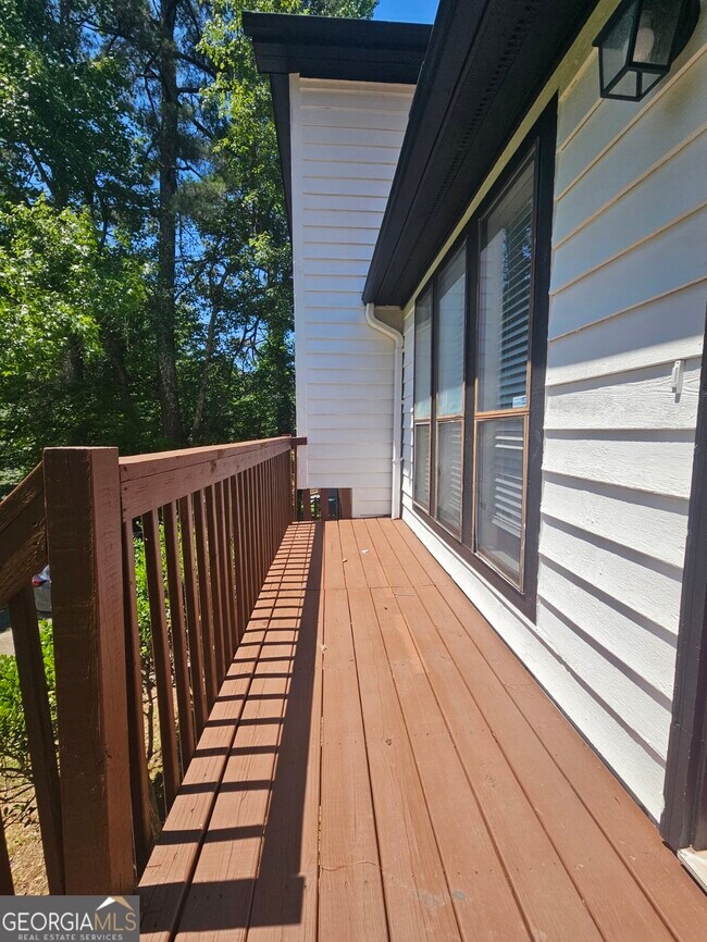 Foto del edificio - 4115 Cranwood Dr