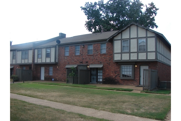 Building Photo - Aspenwood Square Apartments