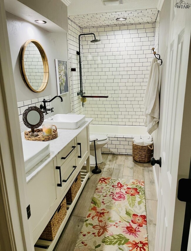 Foto del edificio - 4609 Western Hills Dr