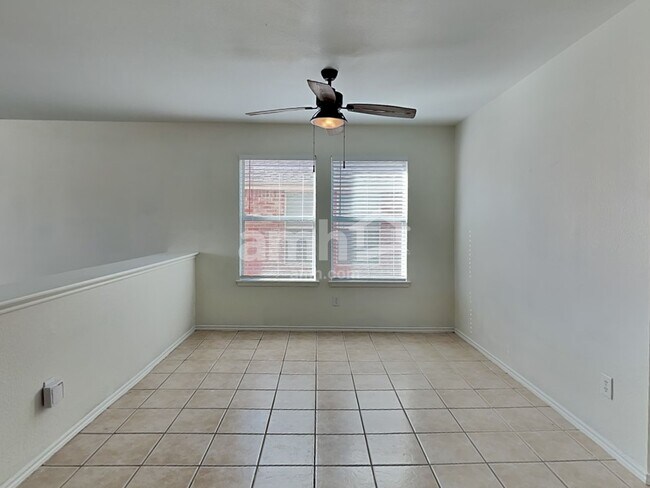 Foto del edificio - 2101 Hanakoa Falls Dr