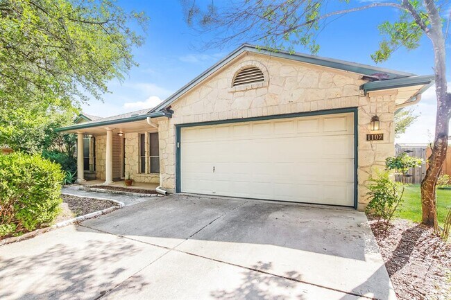 Foto del edificio - 1107 Rolling Ridge Dr