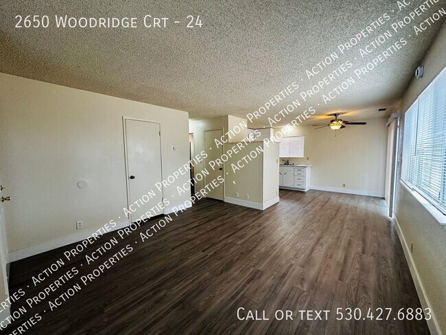 Foto del edificio - 2650 Woodridge Ct