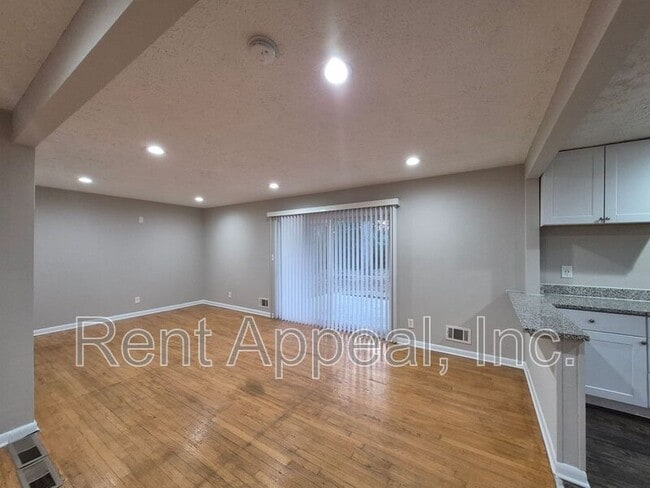 Foto del edificio - 2057 Willamette Way