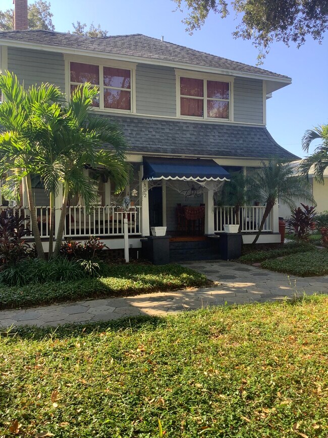 Foto del edificio - 132 8th Ave N