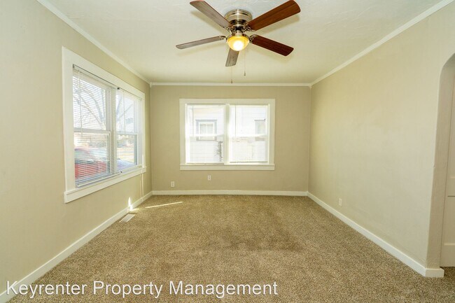 Building Photo - 3 br, 2 bath House - 1339 S Dewey Ave
