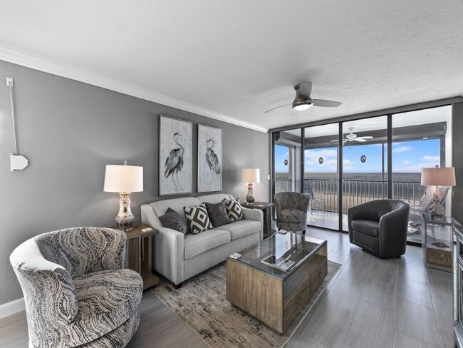 Foto del edificio - 6400 Estero Blvd