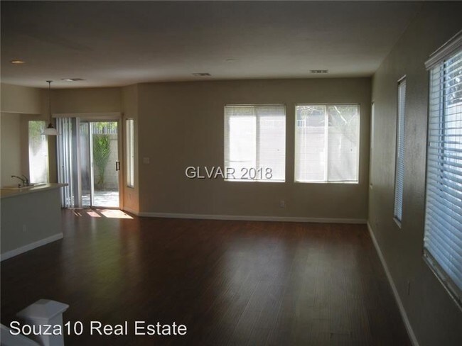 Foto del edificio - 9557 Michelle Falls Ave
