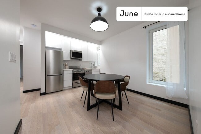 Building Photo - Room in Shared 4 bed/2 bath home in Ditmas Park