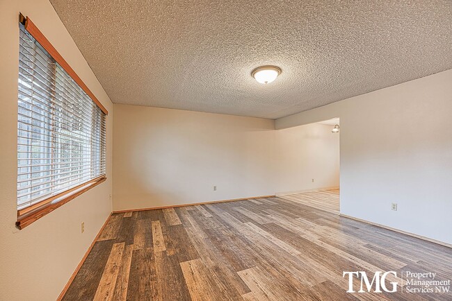 Photo - 10809 NE 48th Circle #A-#D Apartment