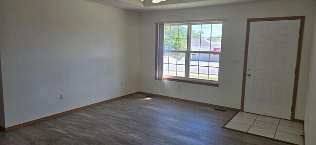 Foto del edificio - 4159 W 3rd St