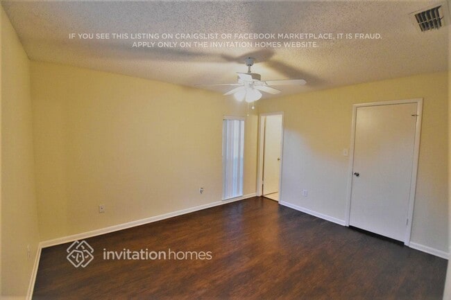 Building Photo - 1793 Lakeview Village Dr