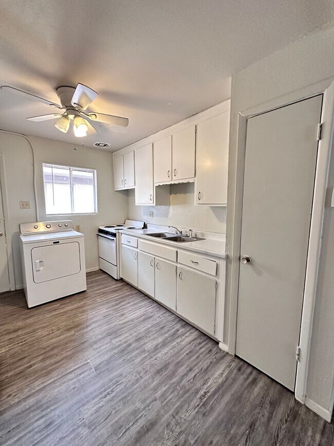 Foto del edificio - 3211 Morris St NE