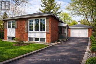 Building Photo - 383 Fernleigh Cir N