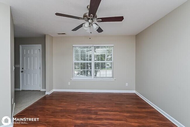 Foto del edificio - 276 Bill Stewart Blvd, La Vergne, TN 37086