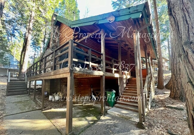 Building Photo - Rustic Retreat: Charming 1-Bedroom Log Cab...