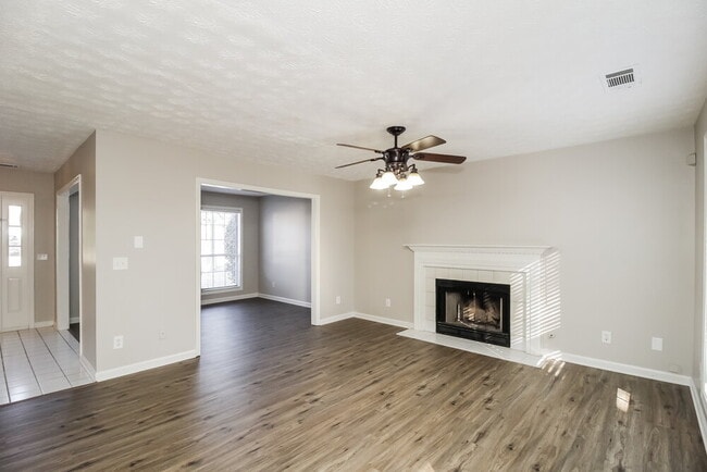 Building Photo - 4505 Legend Hollow Ln