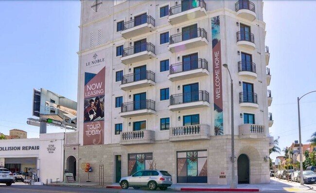 Building Photo - 5768 W 3rd St