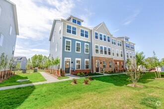 Building Photo - Collection at Scotland Heights