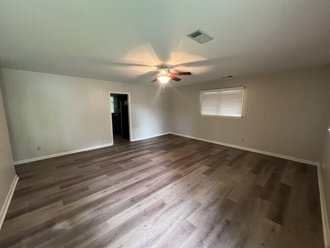 Foto del edificio - 1416 Haven St