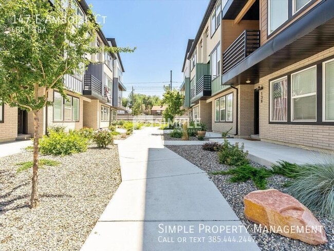 Building Photo - 147 E Amboise Ct