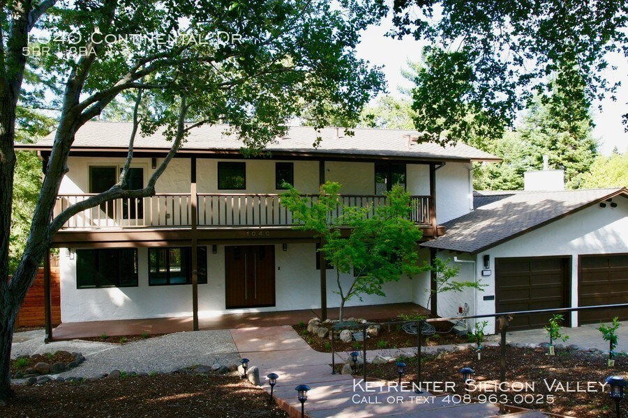 Foto principal - 1040 Continental Dr
