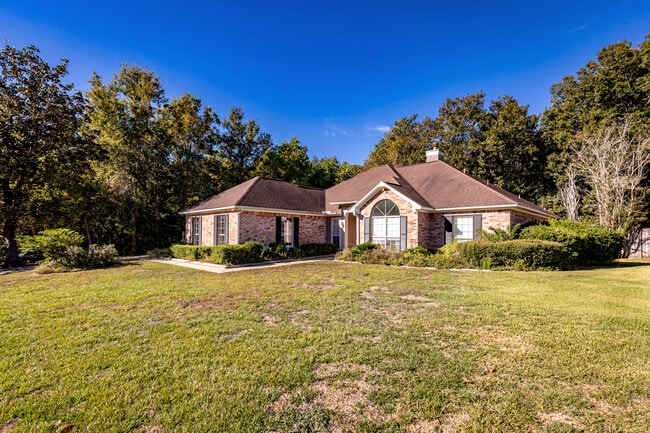 Foto del edificio - 813 Magnolia Bayou Blvd