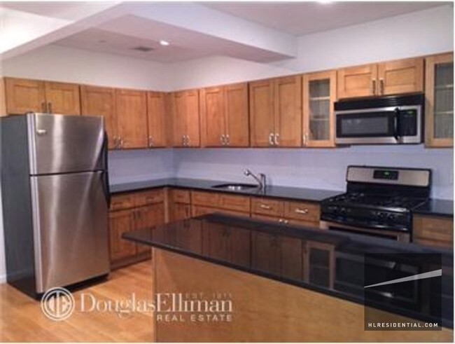 Foto del edificio - 3110 23rd St