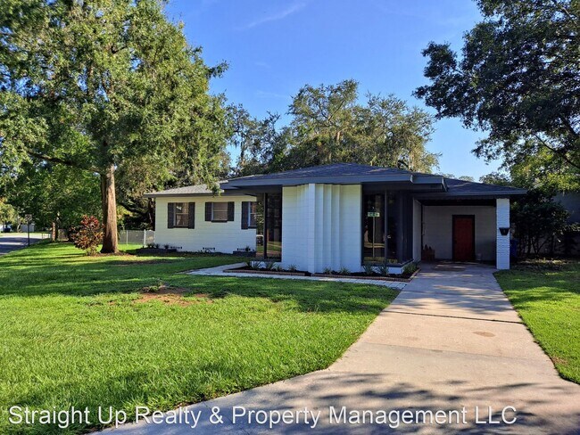 Foto del edificio - 3 br, 1.5 bath House - 407 W Oak Dr
