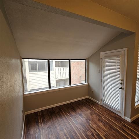 Building Photo - 9600 ROYAL Ln