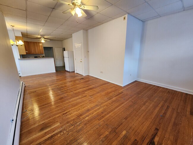 Building Photo - 840 N 24th St