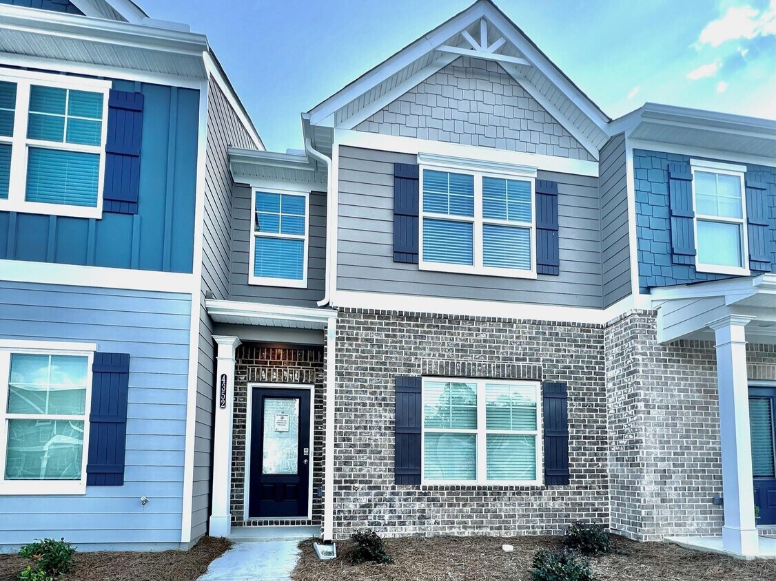 4352 Shaffer Court, Union City, GA 30291 Townhome Rentals in Union
