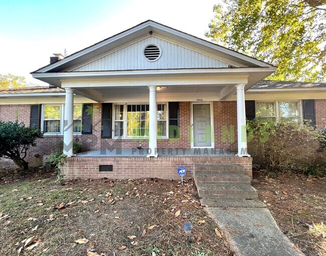 Foto del edificio - 7006 Liberty Hill Rd
